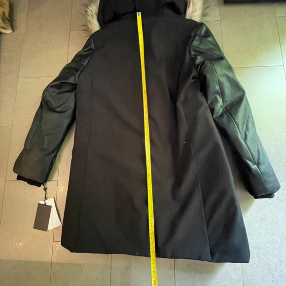 DKNY faux fur-trimmed down-filled jacket coat - New with Tags - Large - Picture 15 of 15